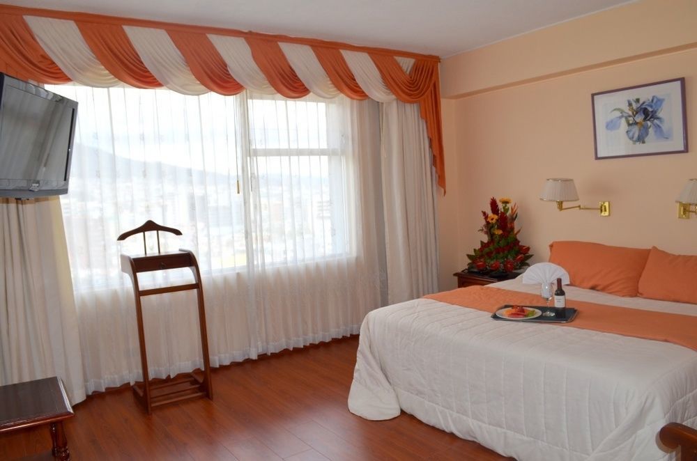 Hotel Tambo Real Quito Dış mekan fotoğraf