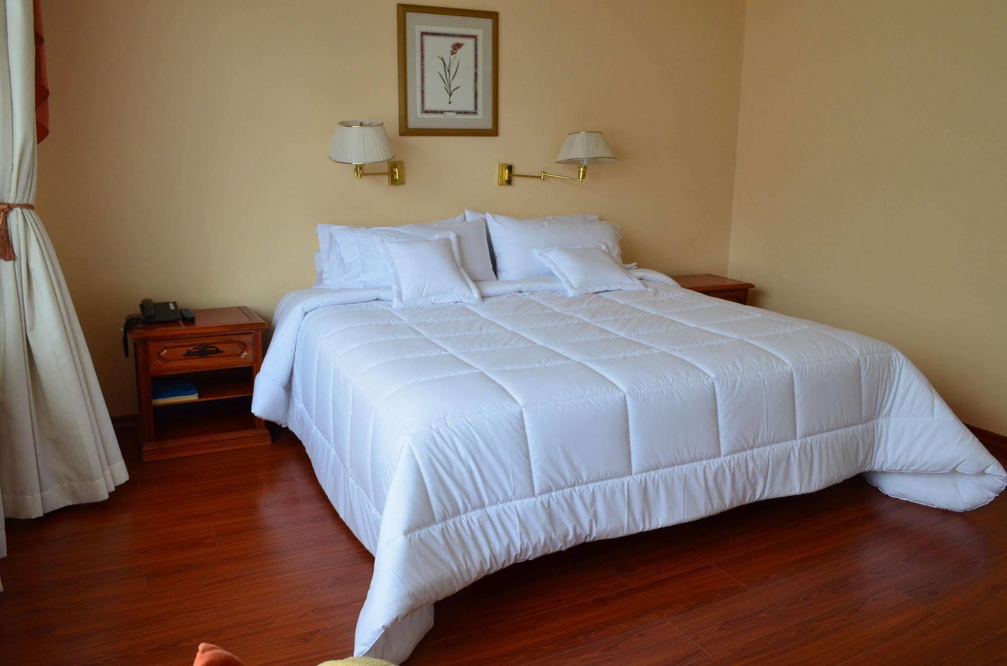 Hotel Tambo Real Quito Dış mekan fotoğraf